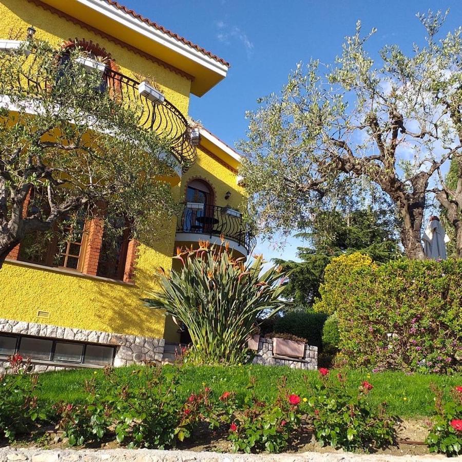بورديغيرا Villa Gaia - Luxury Villa, Pool & Wellness Rooms المظهر الخارجي الصورة